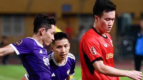 HLV Ninh Bình thừa nhận V.League khắc nghiệt khi thua ngược Hà Nội